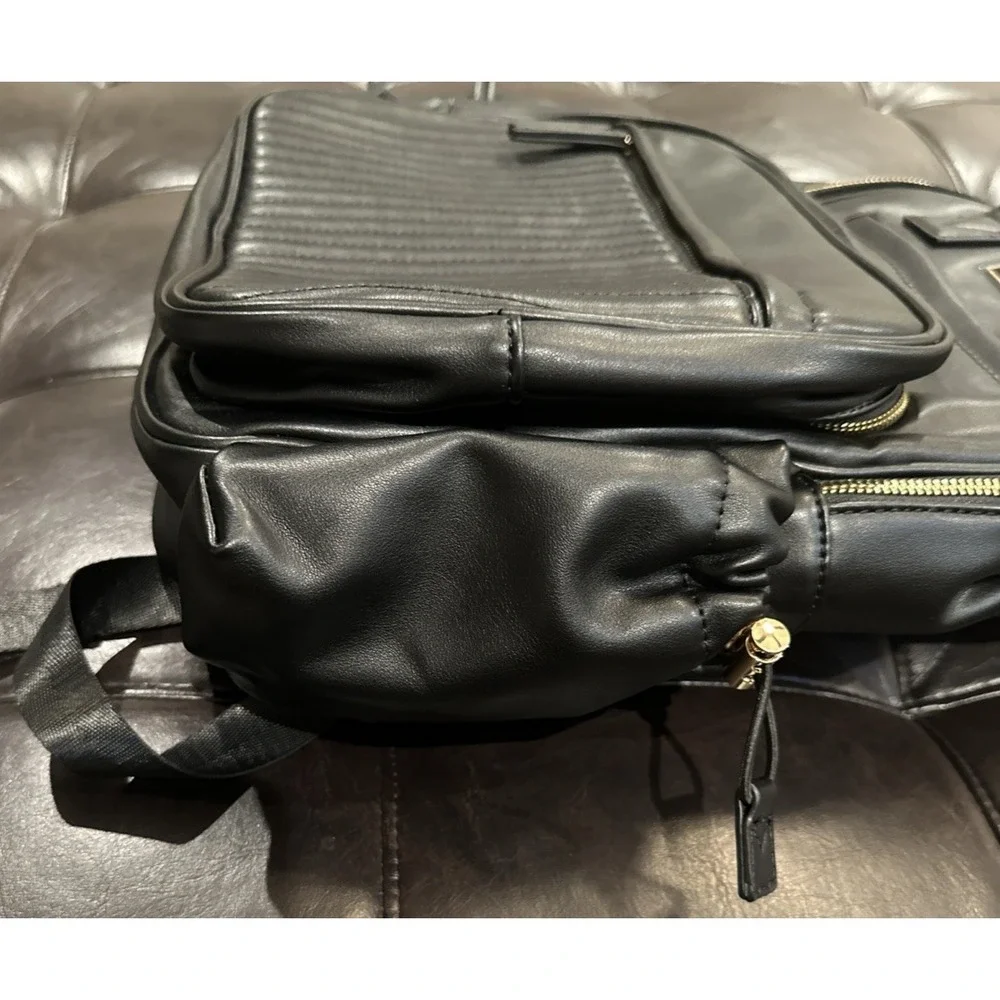 Jujube Million Pockets Deluxe Mommy Travel Backpack Lux Vegan Leather Black READ